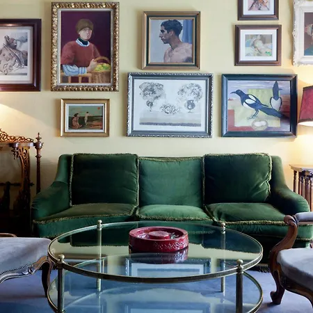 Crisol Quindos فندق