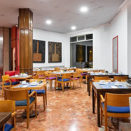 Crisol Quindos فندق ليون