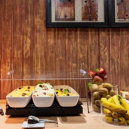 Hotel Crisol Quindos