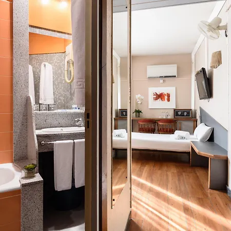 Crisol Quindos Hotel