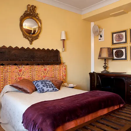 Hotel Crisol Quindos