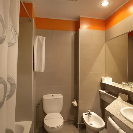 Crisol Quindos Hotel 3*