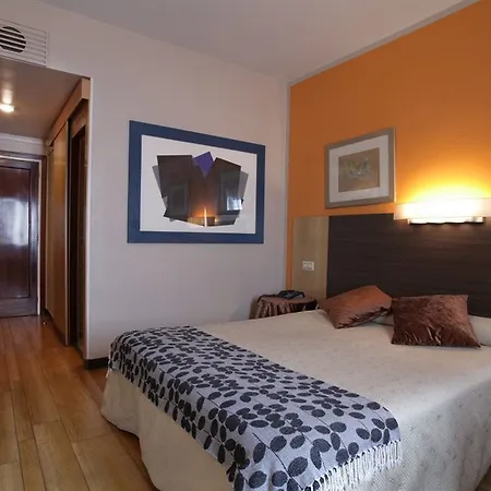 Crisol Quindos Hotel