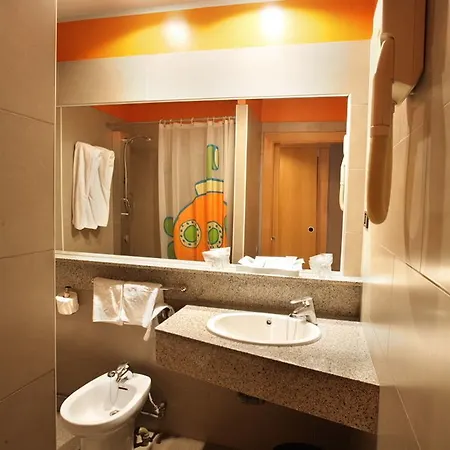 Crisol Quindos Hotel 3*