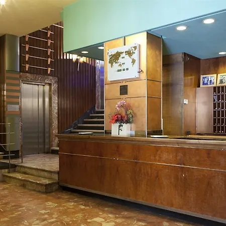 Crisol Quindos Hotel 3*