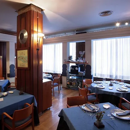 Crisol Quindos Hotel