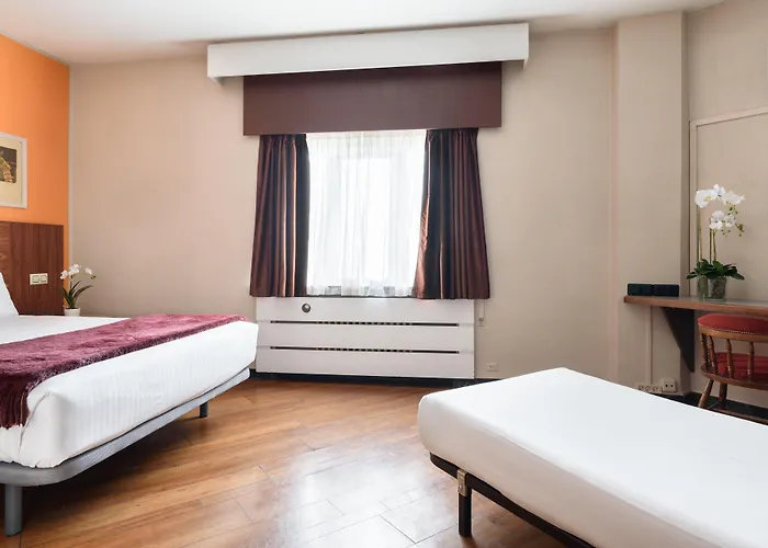 Crisol Quindos Hotel 3*