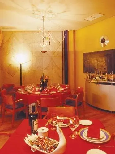 Crisol Quindos 3* León