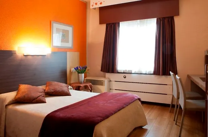 Crisol Quindos 3* León