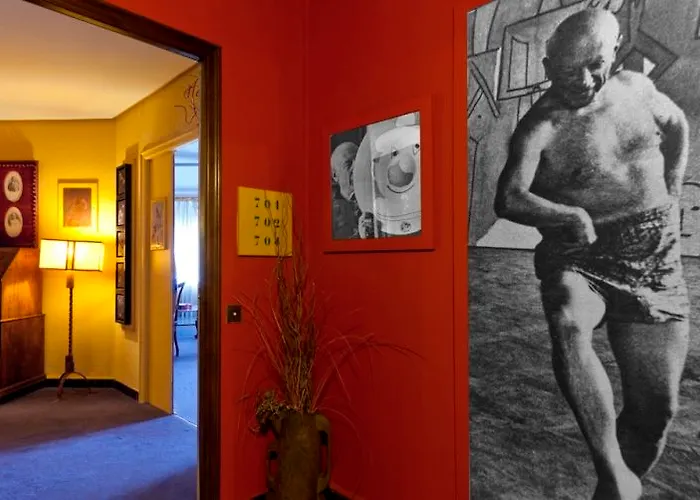 Crisol Quindos 3* León