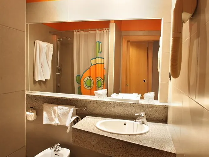 Crisol Quindós Hotel 3*