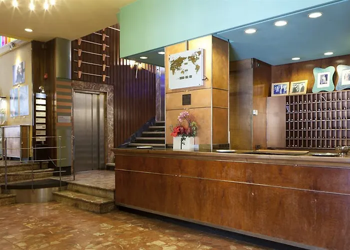 Crisol Quindos Отель 3*